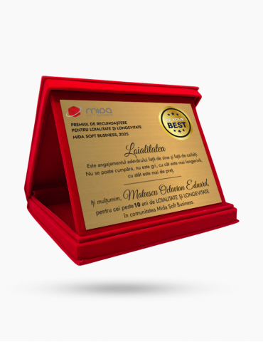 Cutie plus PLD 16K - Rosie cu placheta personalizata